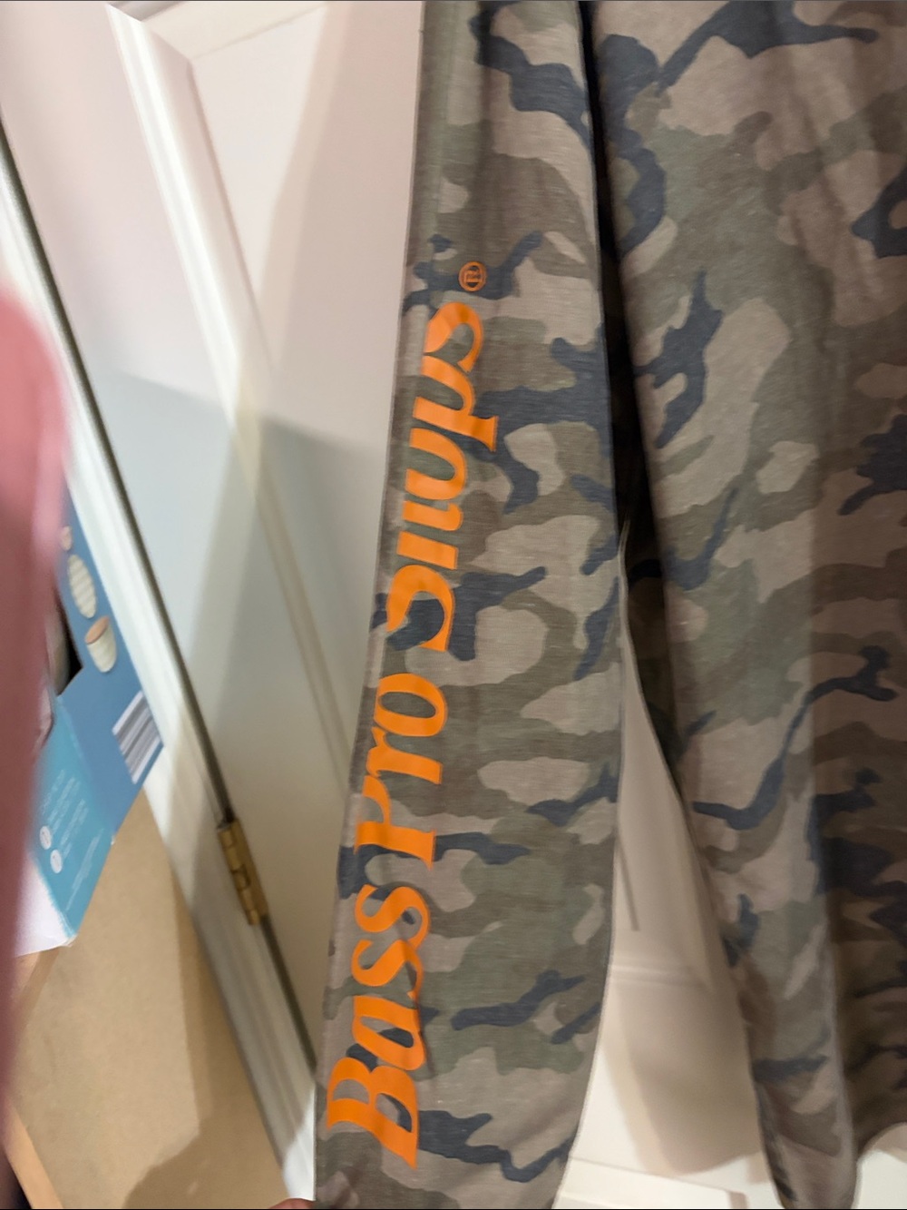 Bass Pro Shops Men's Camo Hooded Long-Sleeve with Orange Logo - Picture 3 of 4